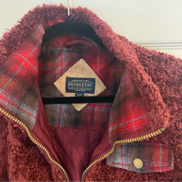 Pendleton sherpa plaid lined retro fuzzy fleece  burgundy Jacket Small - Picture 3 of 7